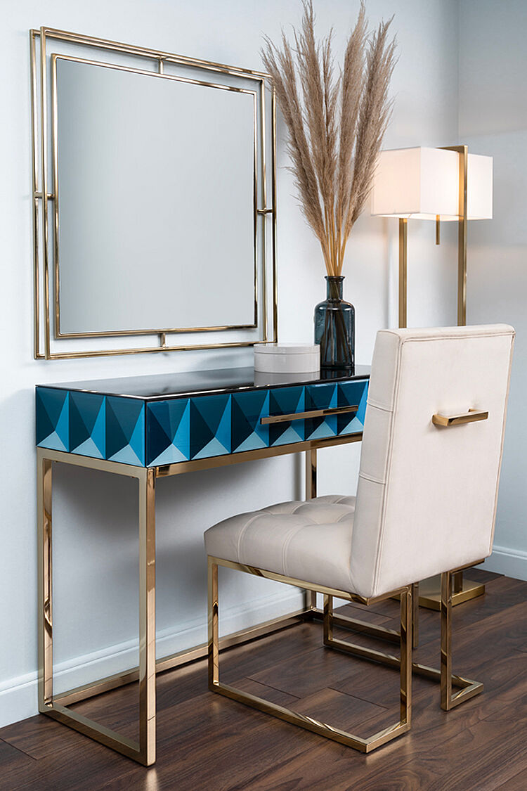 Eyos Console Table