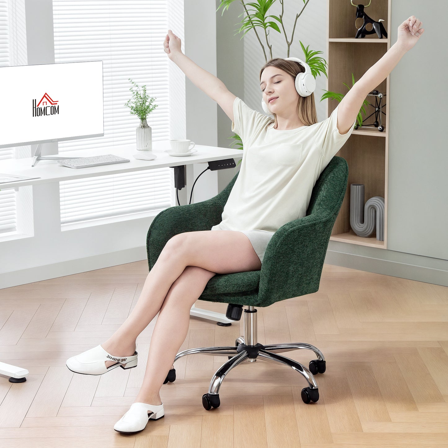 Modern Velvet Office Desk Chair for Bedroom, Living Room, Dark Green