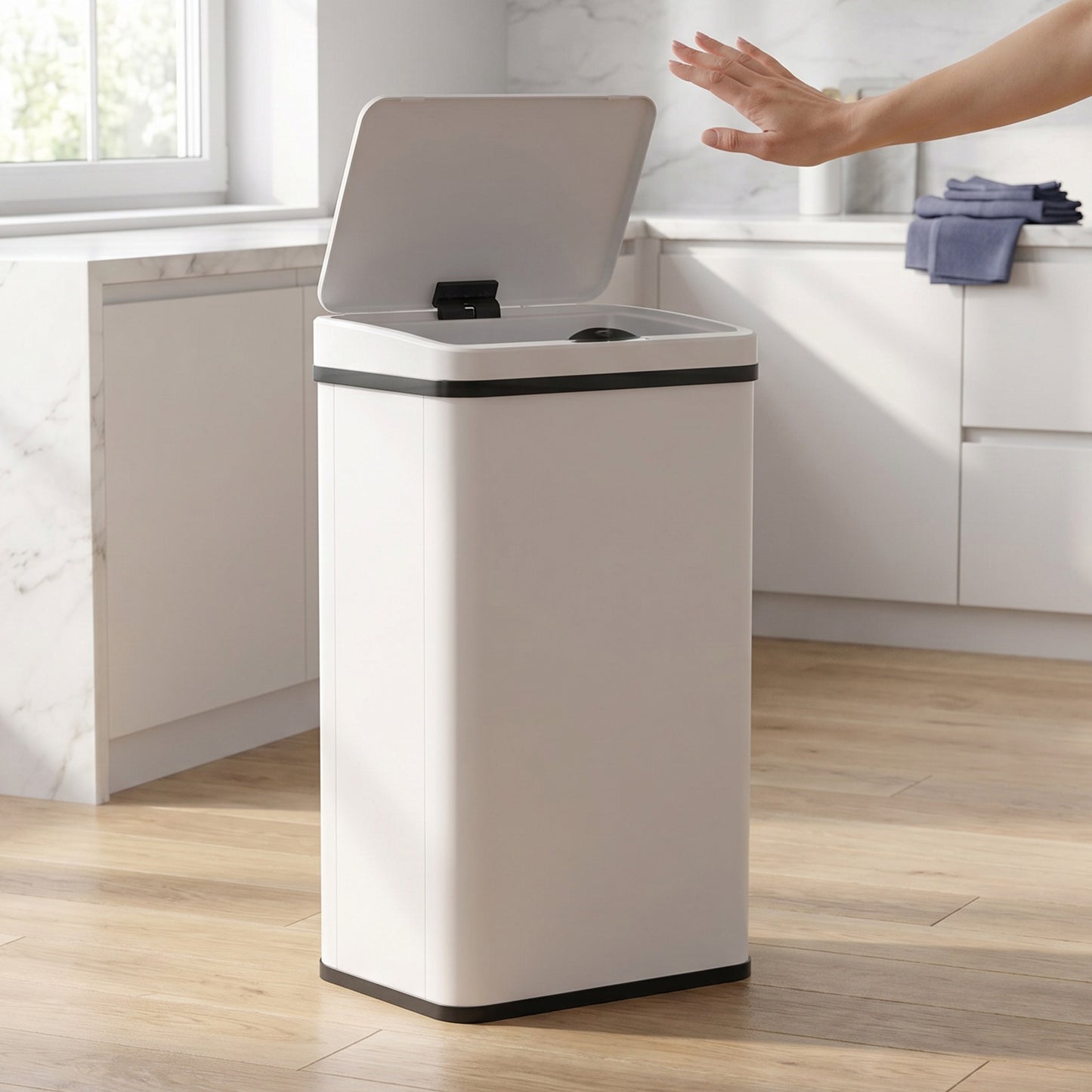 40L Sensor Bin with Quiet Soft-Close Lid, Automatic Touchless Motion Sensor Kitchen Bin with Fingerprint Resistant Stainless Steel for Hygienic Gyms, Home Office Use, White
