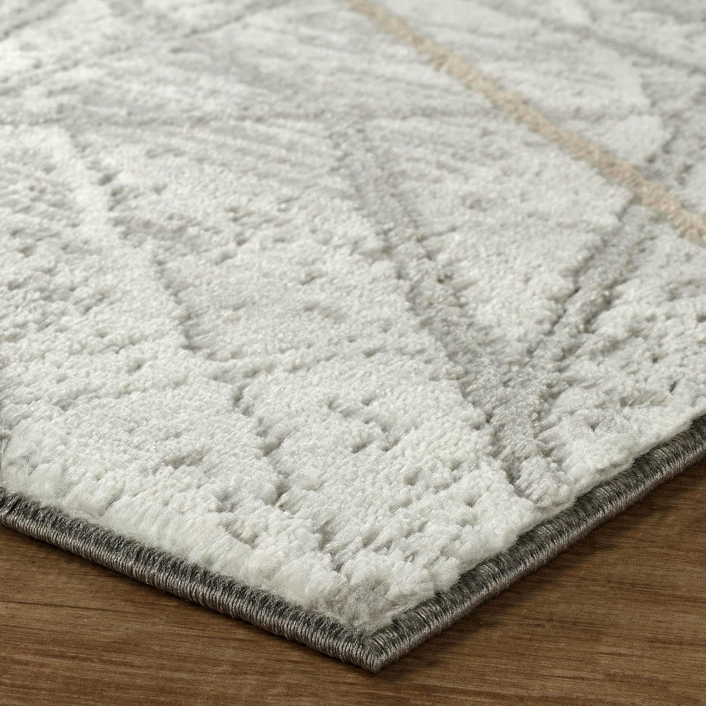 Perla Rug Contemporary Abstract Design With Metallic Sheen Axis Design - 2 Colours Available