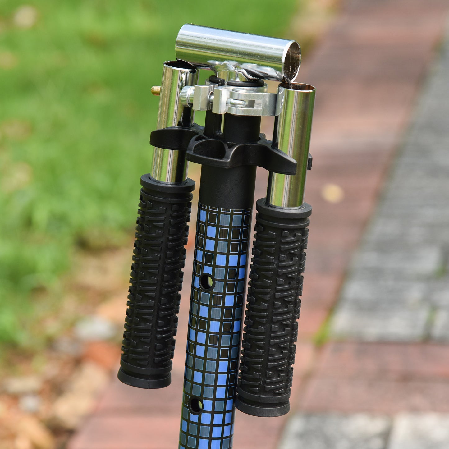 Kick Scooter Commuter Adjustable Height Wheels Foldable Aluminium White