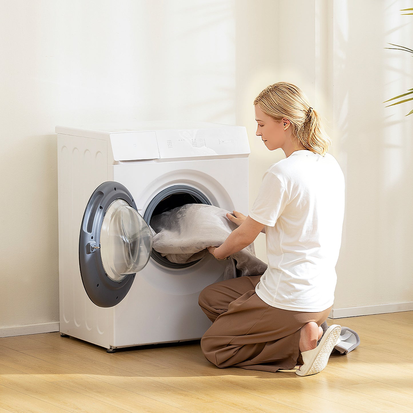 Flannel Fabric Heated Throw, Machine Washable Electric Blanket, Grey