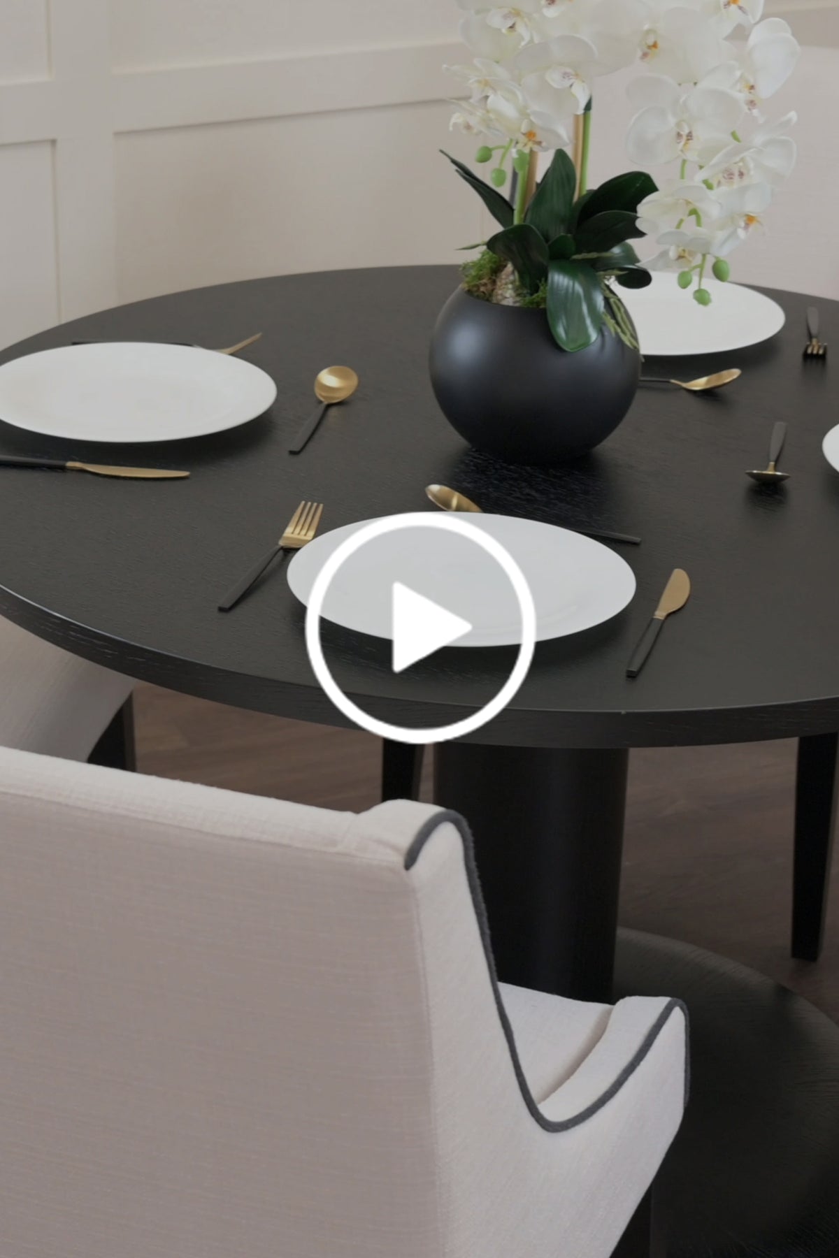Sia 4-6 Seat Black Dining Table