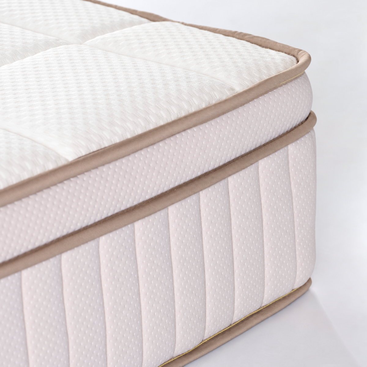 Luxury Double Medium-Firm Pocket Spring and Gel Memory Foam Mattress with Protector and Sheet Clips