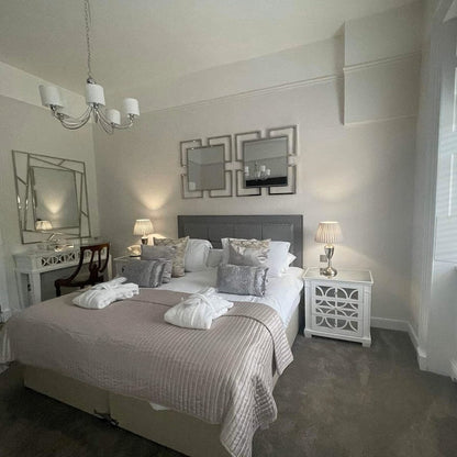 Escape to Luxury at La Haule Manor with a Overnight Stay, Delicious 3-Course Dinner & Breakfast from Just £199 per Couple!