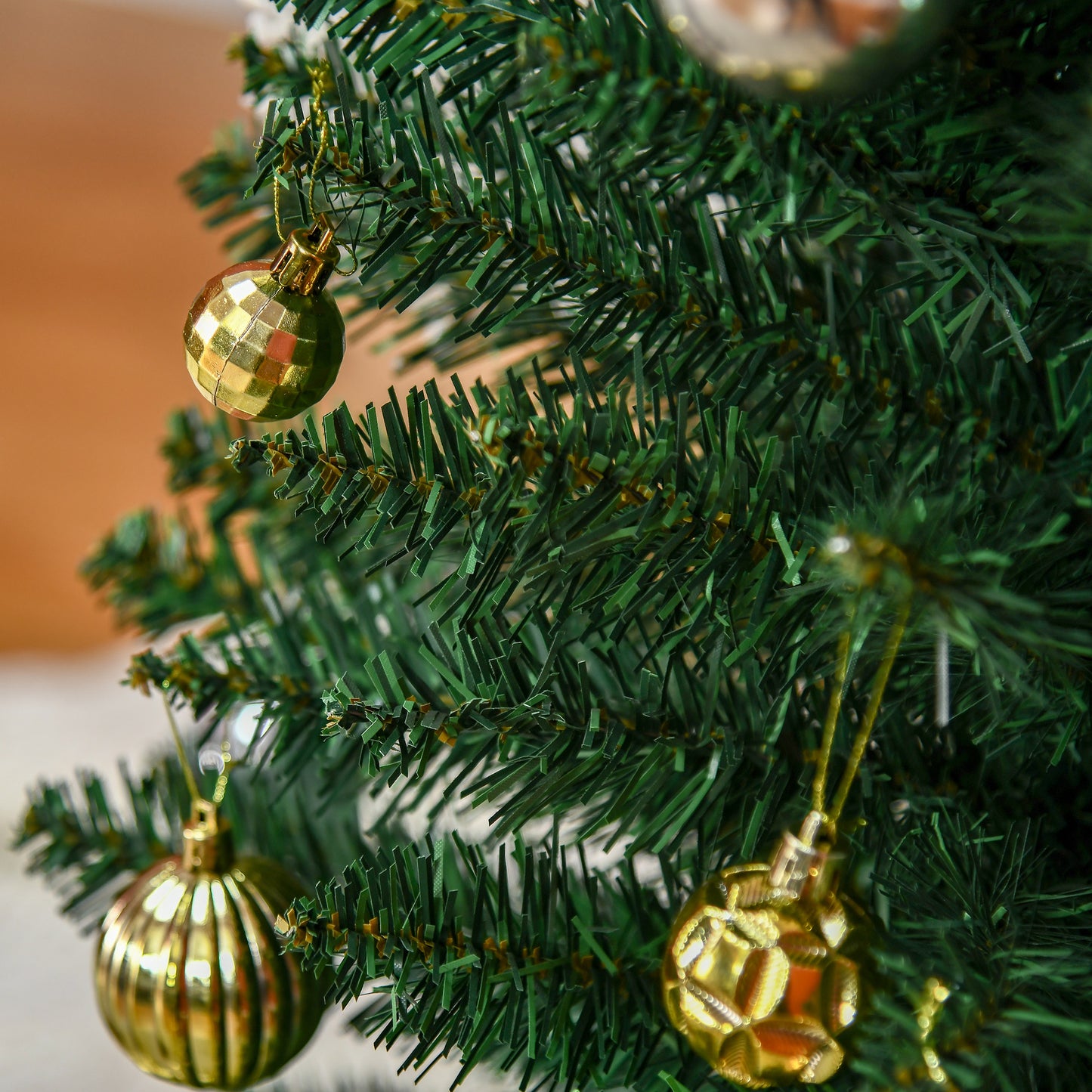 6FT Pencil Artificial Christmas Tree with Solid Stand Tips Green