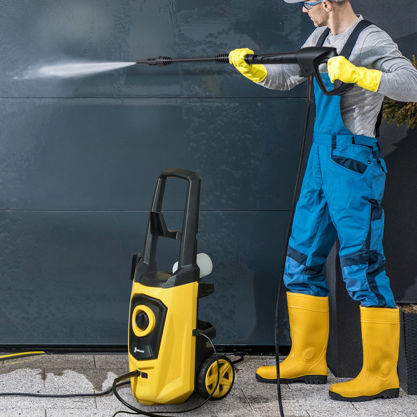 High-Performance Power Washer 1800W, 150 Bar, 510 L/h, Yellow