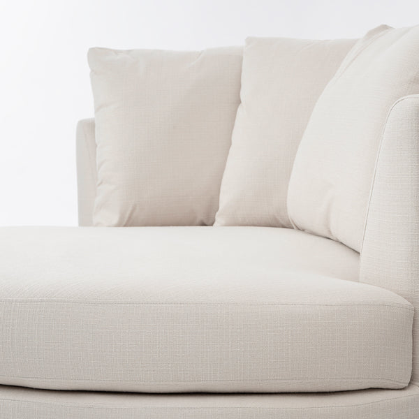 Cala Loveseat