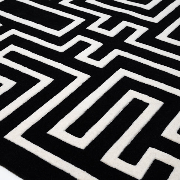 Evandro Large Rug
