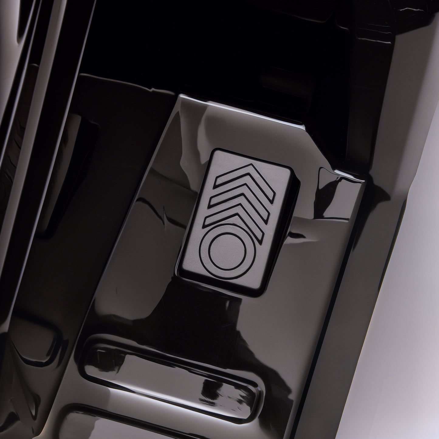 6V Electric Ride on Car, Kids ATV 4 Wheeler with Music and LED Headlights, Indoor Outdoor Toy Car for Ages 3-8 Years Boys and Girls, Pink