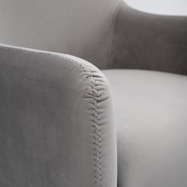 Delta Armchair Dove Grey – Brushed Silver