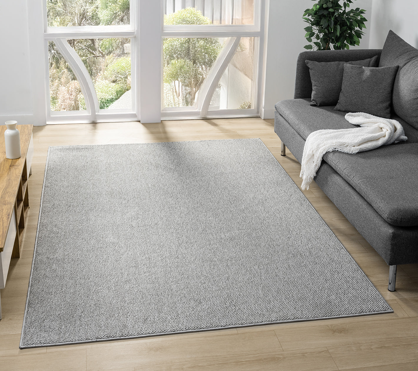 Avior Washable Plain Living Room Area Rug - Loop Pile Pebble Design