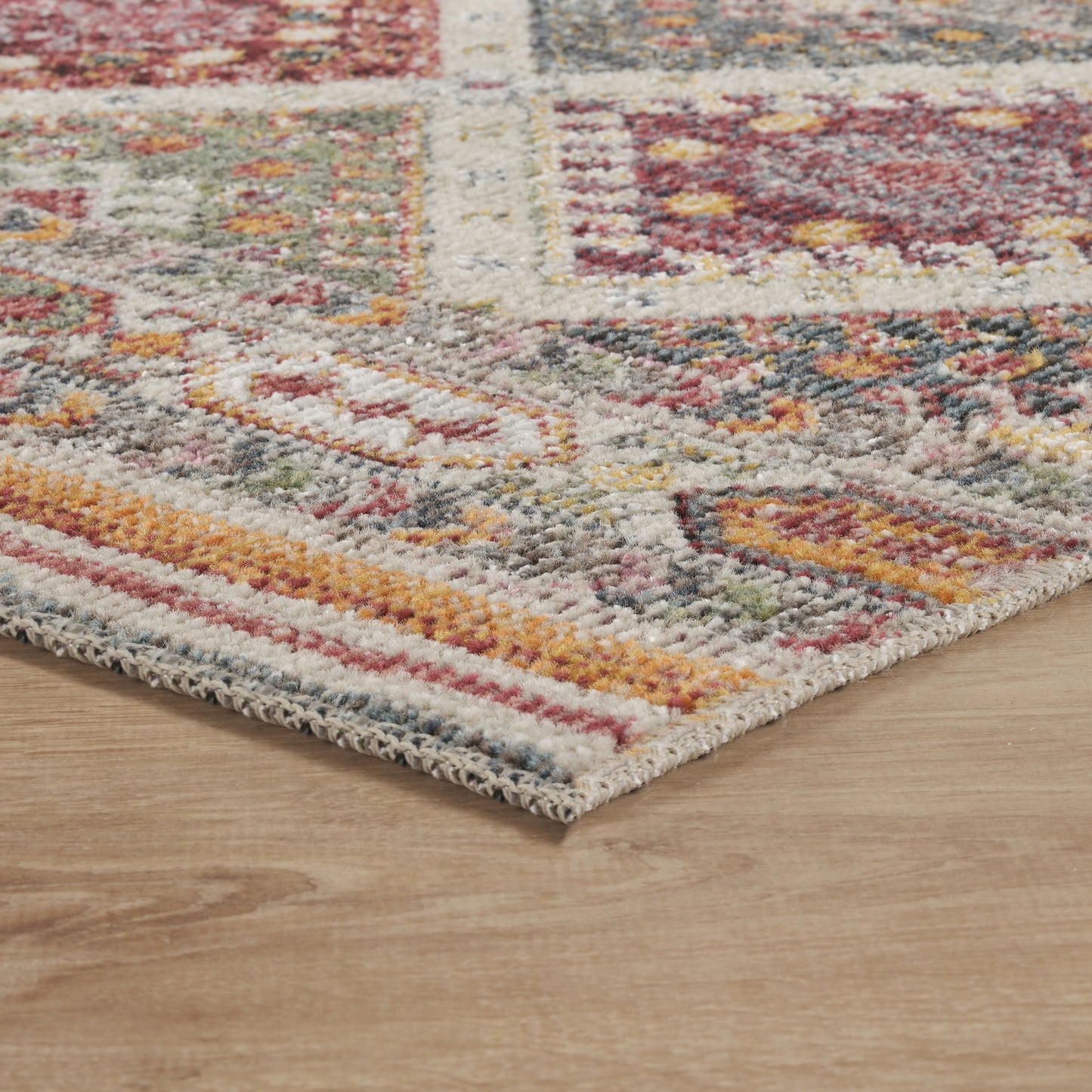 Aress Washable Traditional Living Room Area Rug -Low Pile Aztec Design