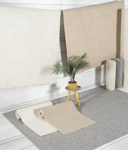Avior Washable Plain Living Room Area Rug - Loop Pile Pebble Design