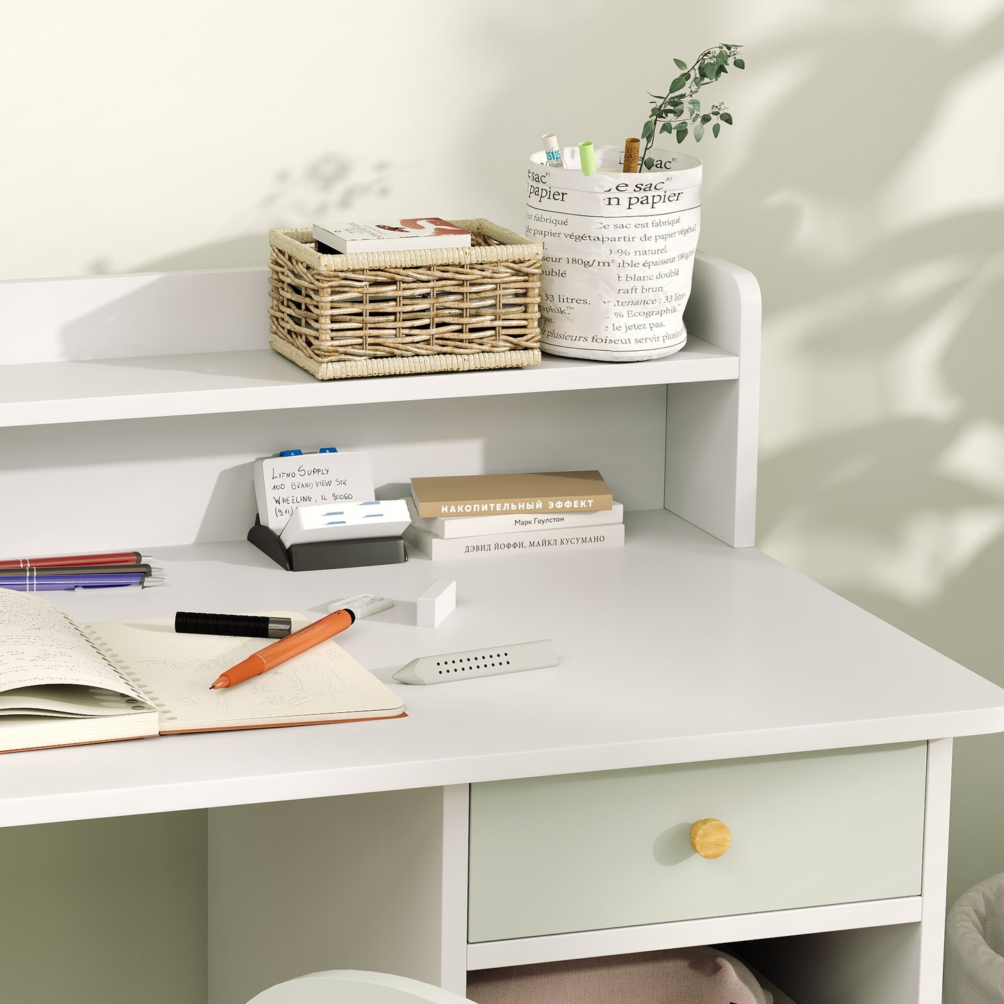 Kids Desk and Chair Set, Children Study Table with Hutch, Storage, Drawer, Shelves, for Studying, Reading, Drawing, for Ages 3-8 Years, Green