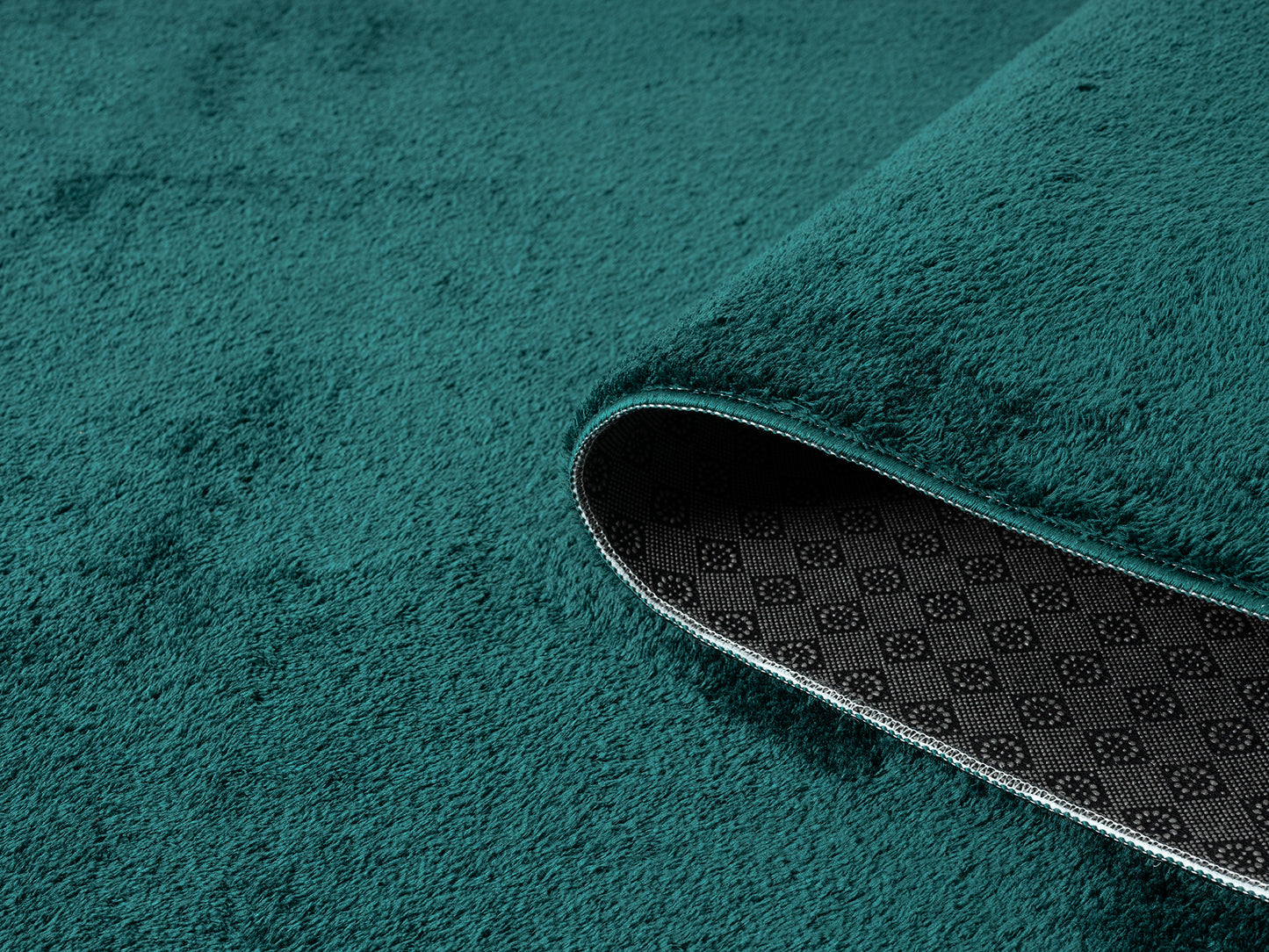Comfy Washable Low Pile Living Room Area Rug - Anti-Slip Felt Backing - 12 Colours Available