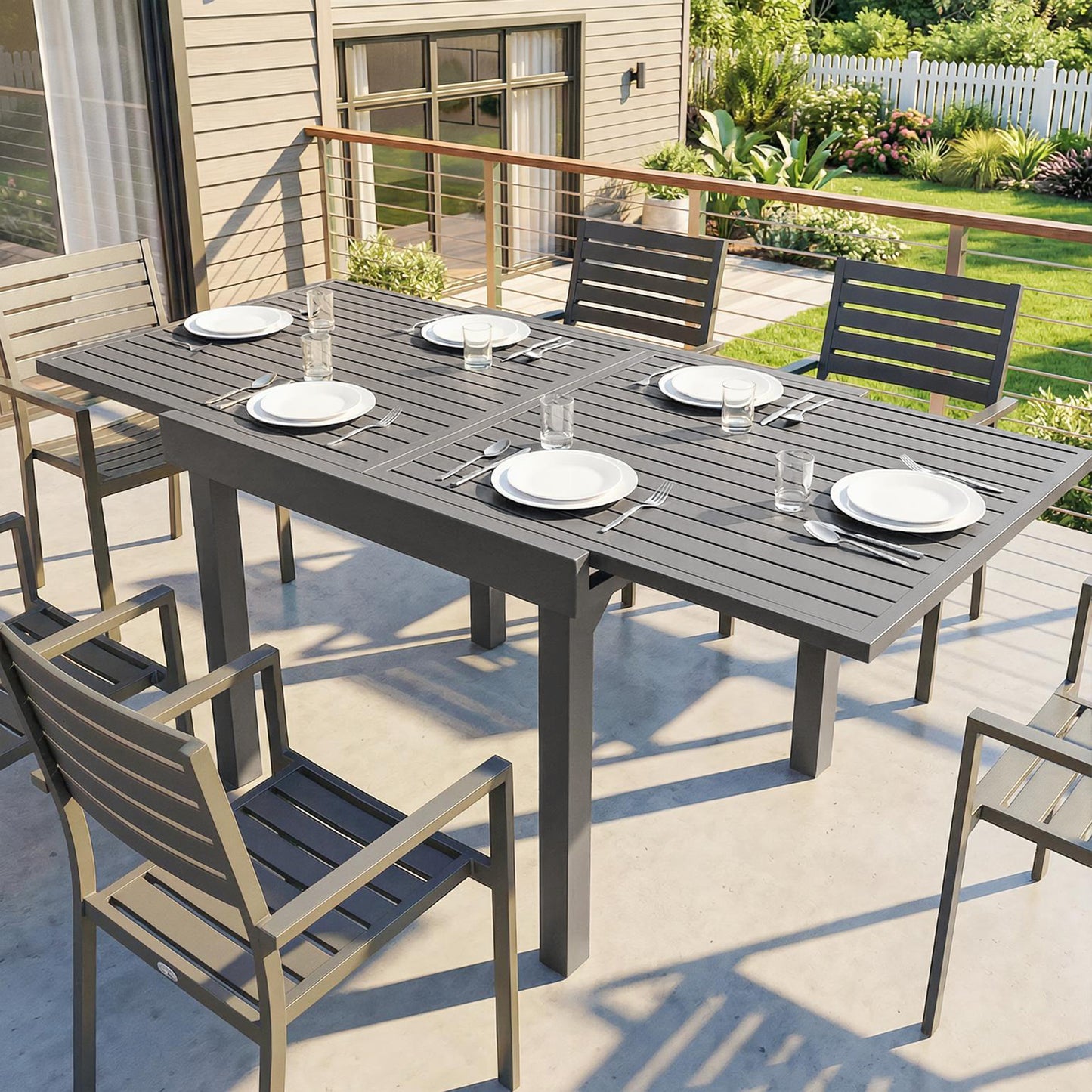 Extending Garden Table for 4-8, Aluminium Outdoor Table, Dark Grey