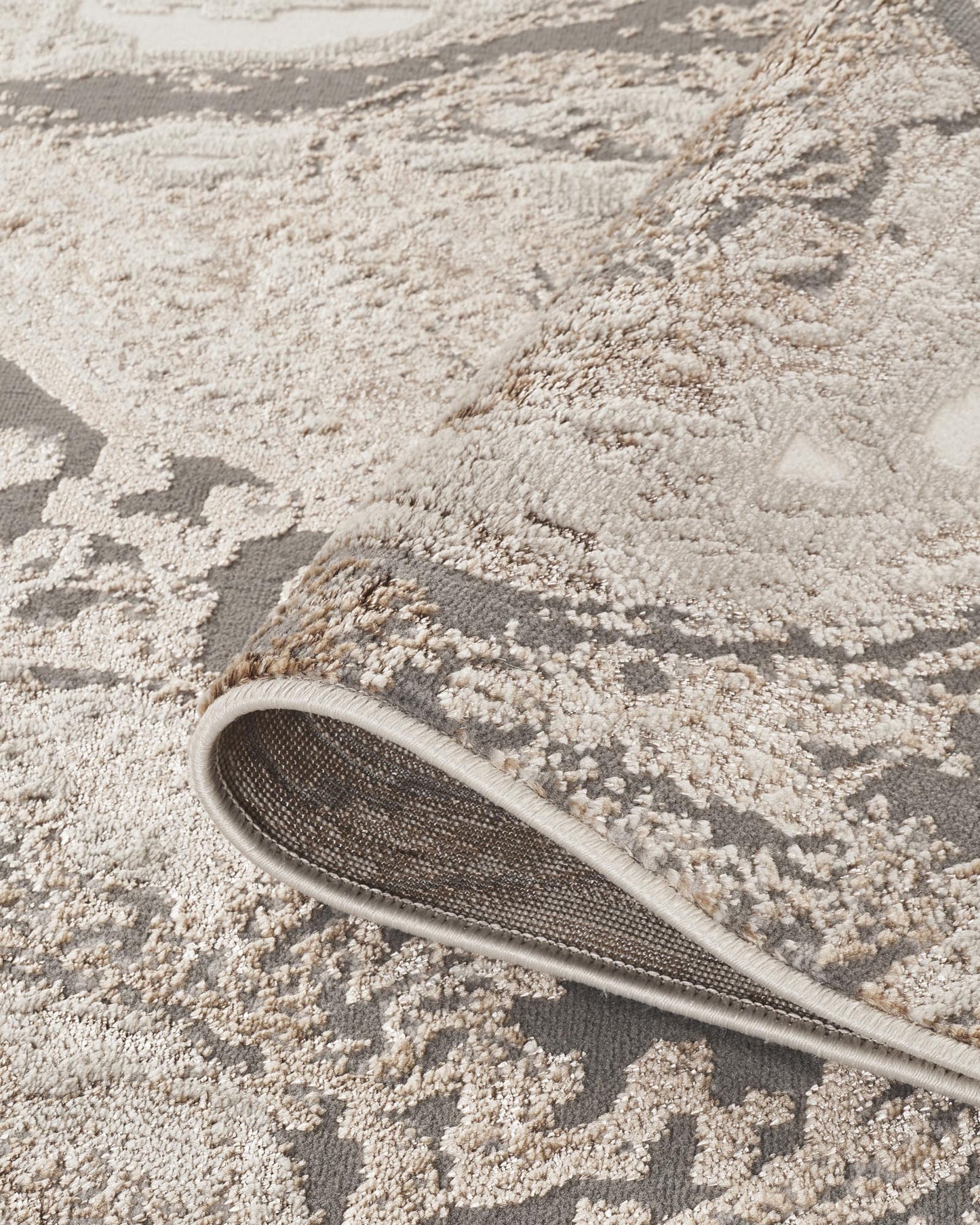 Elysium Abstract Rug With Velvet Feel Stylish Metallic Sheen Astral Design