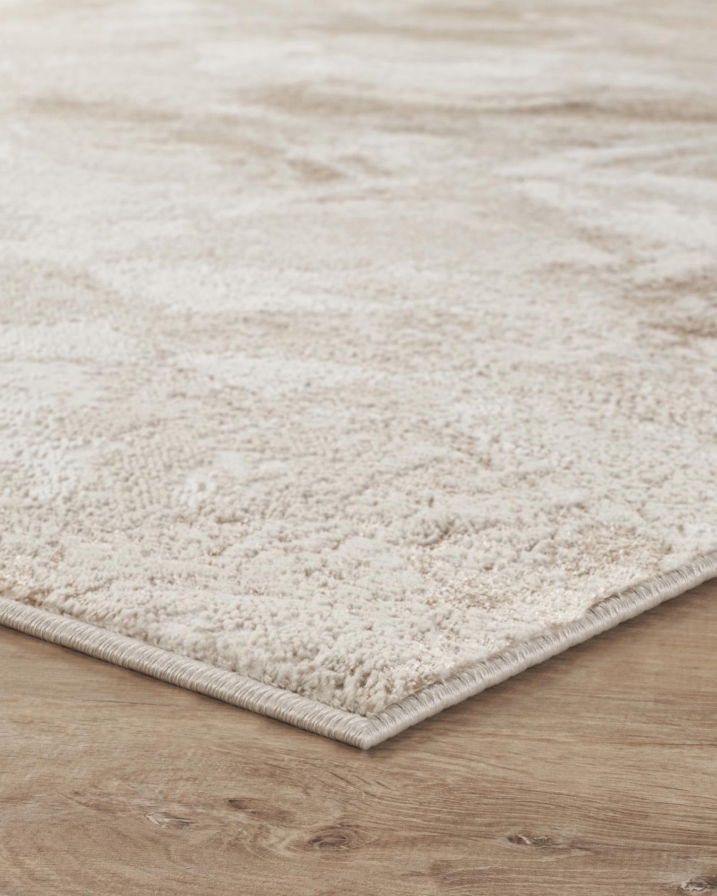 Elysium Abstract Rug With Velvet Feel Stylish Metallic Sheen Nebula Design