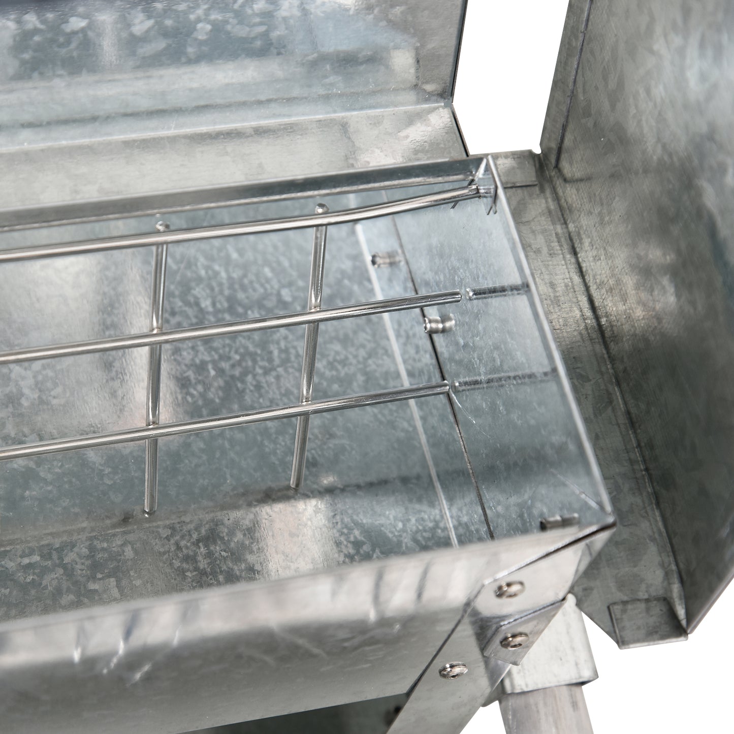 11.5KG Automatic Chicken Poultry Feeder Rat Proof Treadle Self Opening with Galvanized Steel and Aluminium