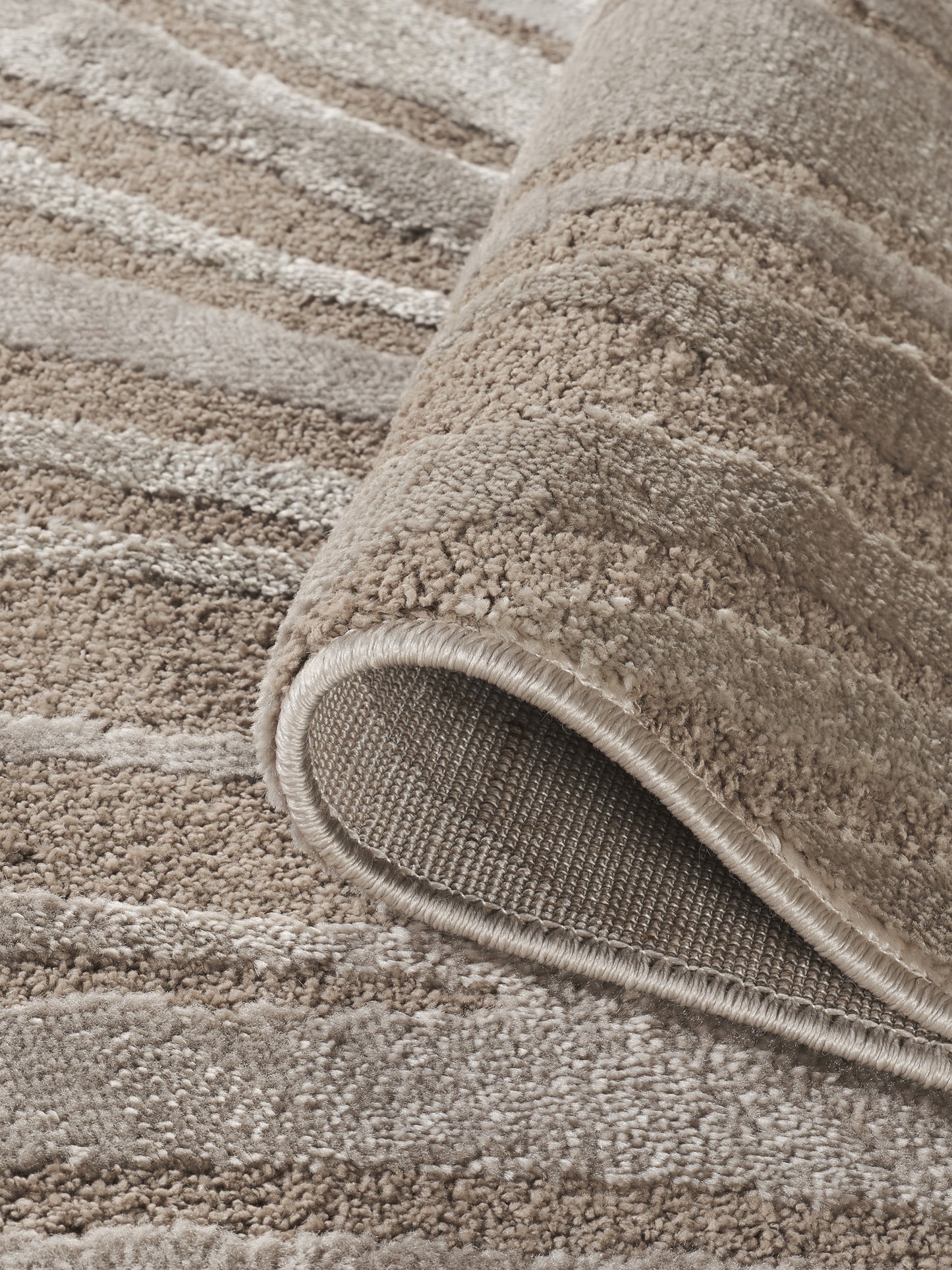 Hamilton Modern Metallic Sheen Area Rug - Marble Inspired Design - 3 Colours Available
