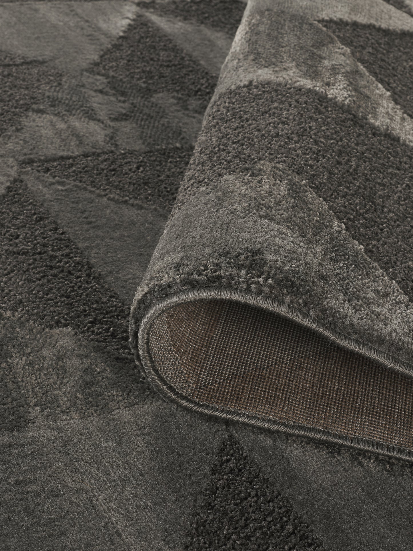Hamilton Modern Metallic Sheen Area Rug - Mosaic Geometric Triangle Design - 3 Colours Available