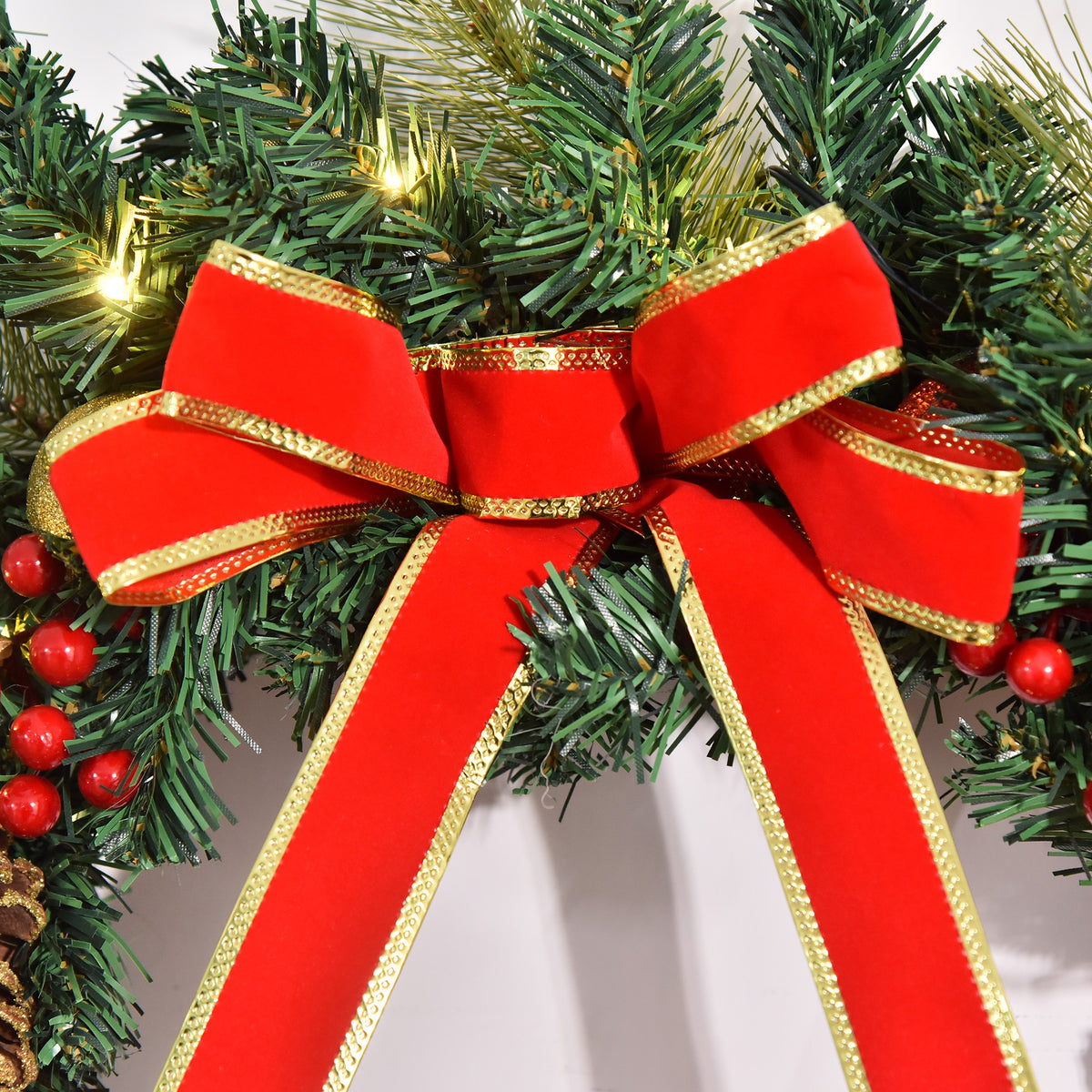 Pre-Lit Artificial Christmas Door Wreath Holly Garland Decor 20 LED