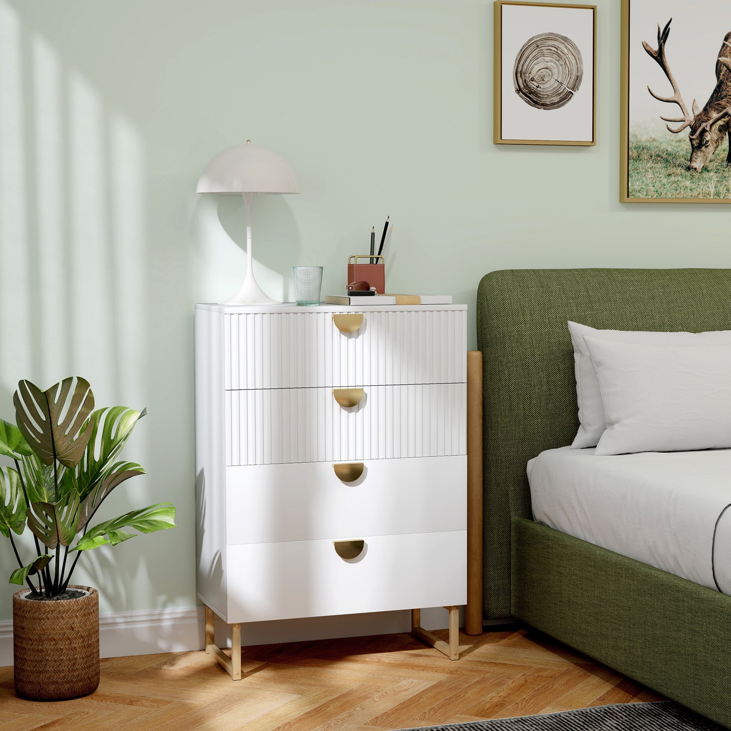 Chest of Drawers with 4 Drawers, Modern Dresser for Bedroom, White