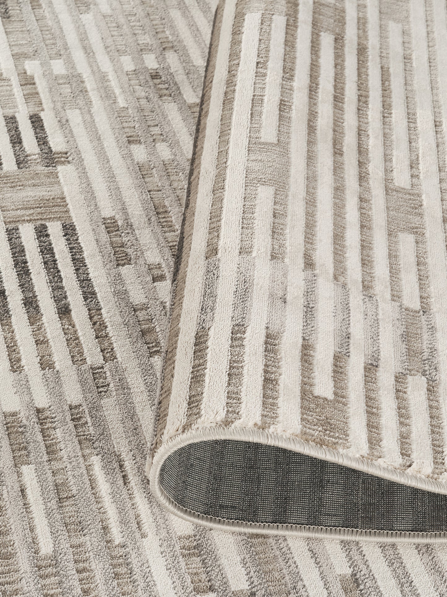 Mayfair Living Room Area Rug Metallic Sheen Contemporary Modern Matrix Design