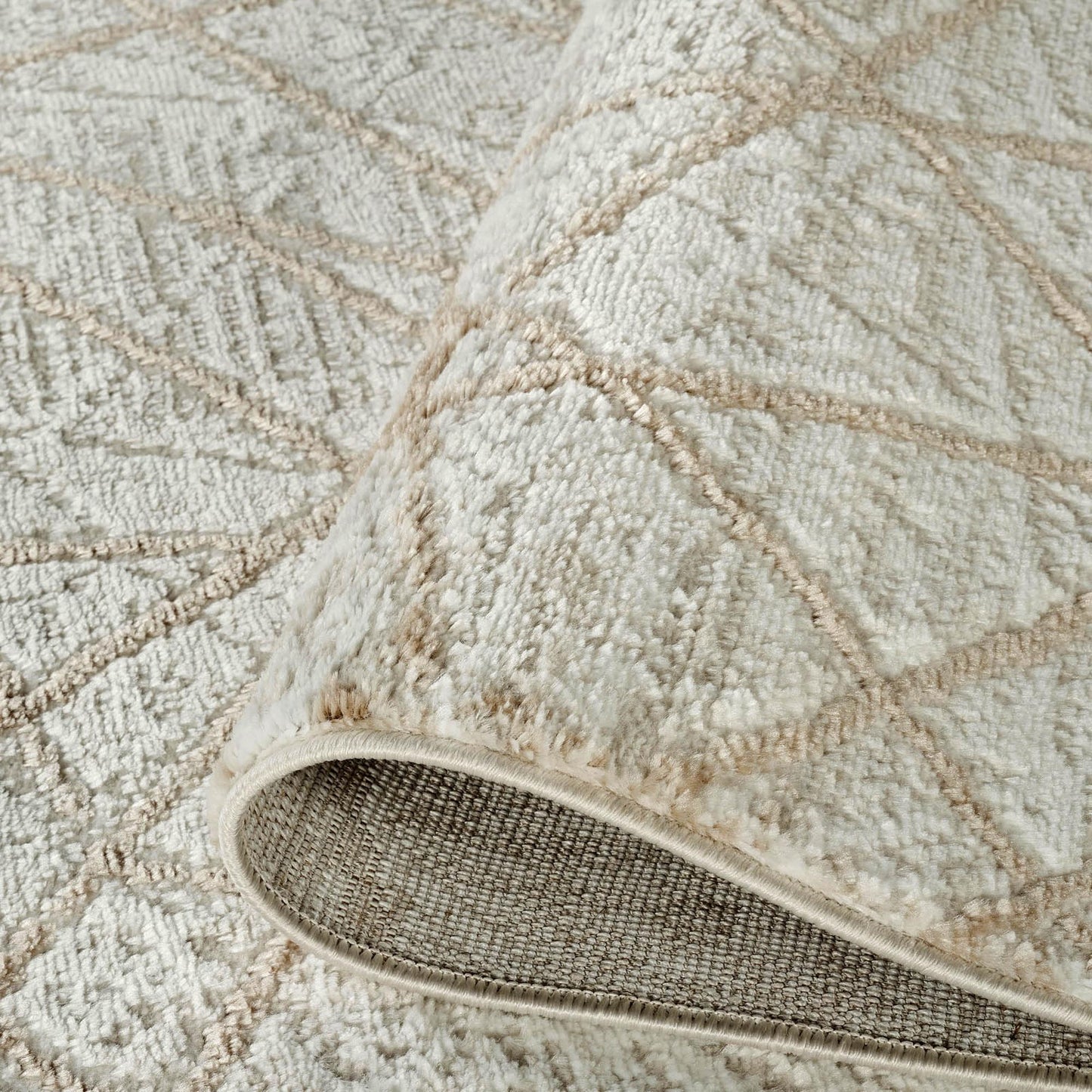 Perla Rug Contemporary Abstract Design With Metallic Sheen Axis Design - 2 Colours Available