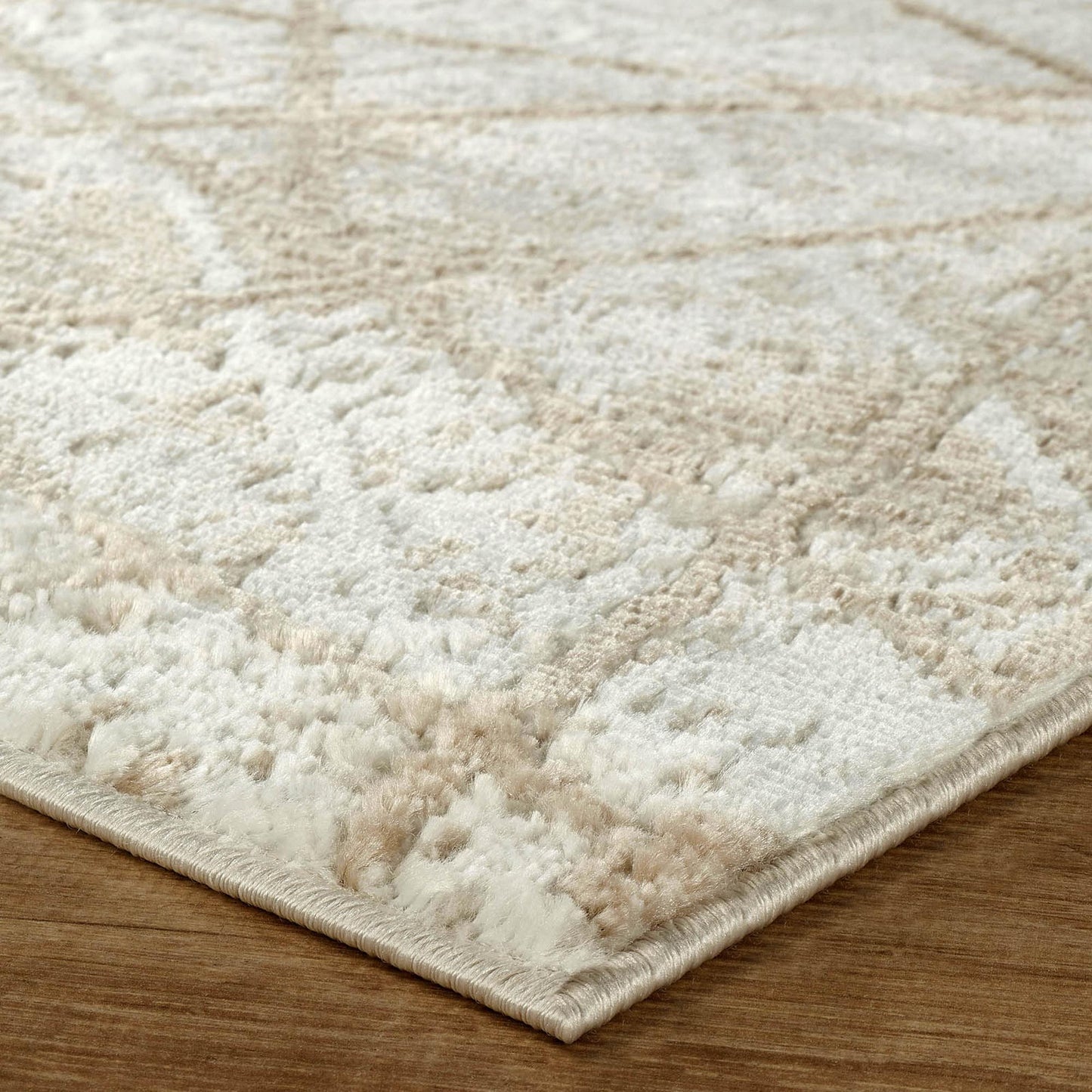 Perla Rug Contemporary Abstract Design With Metallic Sheen Axis Design - 2 Colours Available