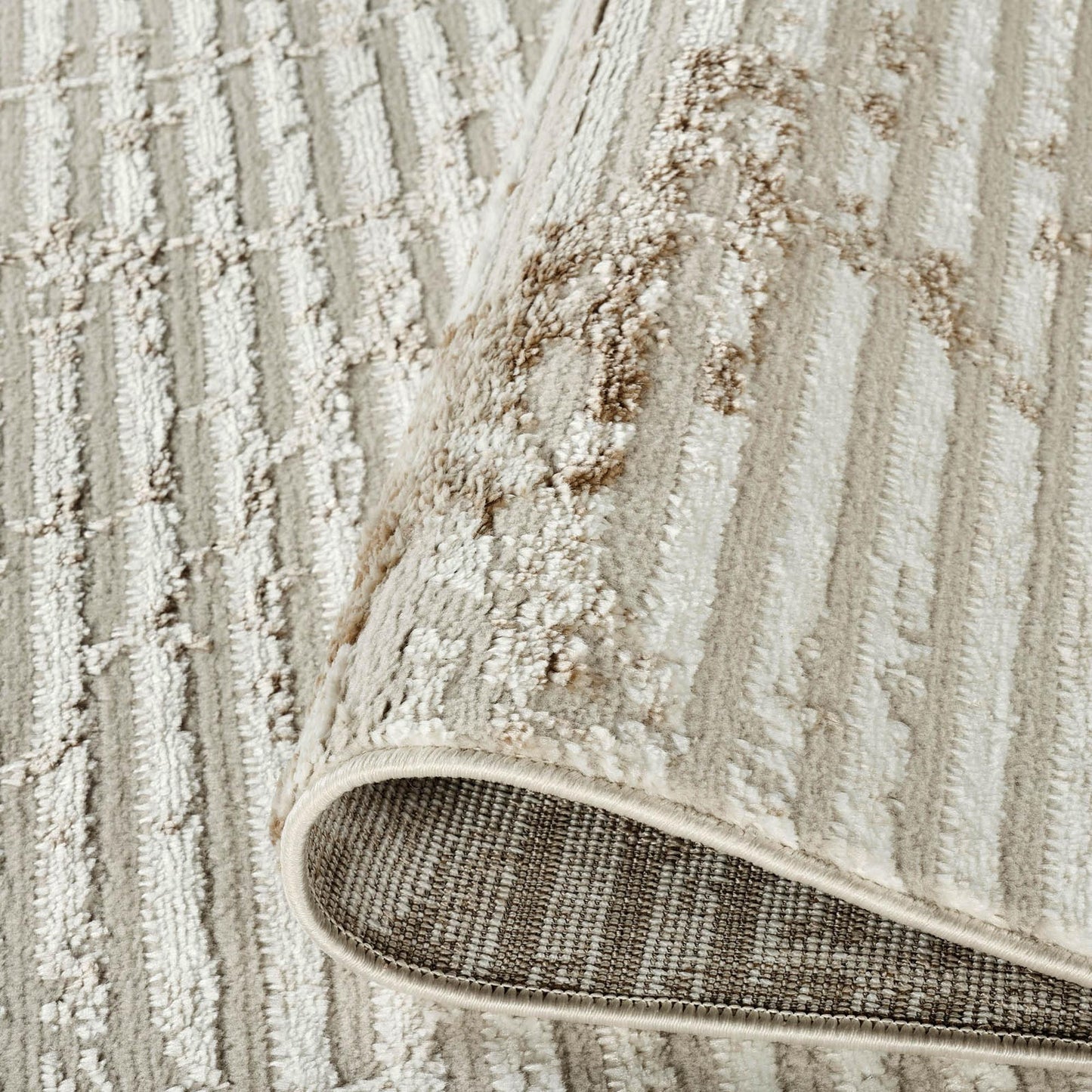 Perla Rug Contemporary Abstract Design With Metallic Sheen Molten Design - 2 Colours Available