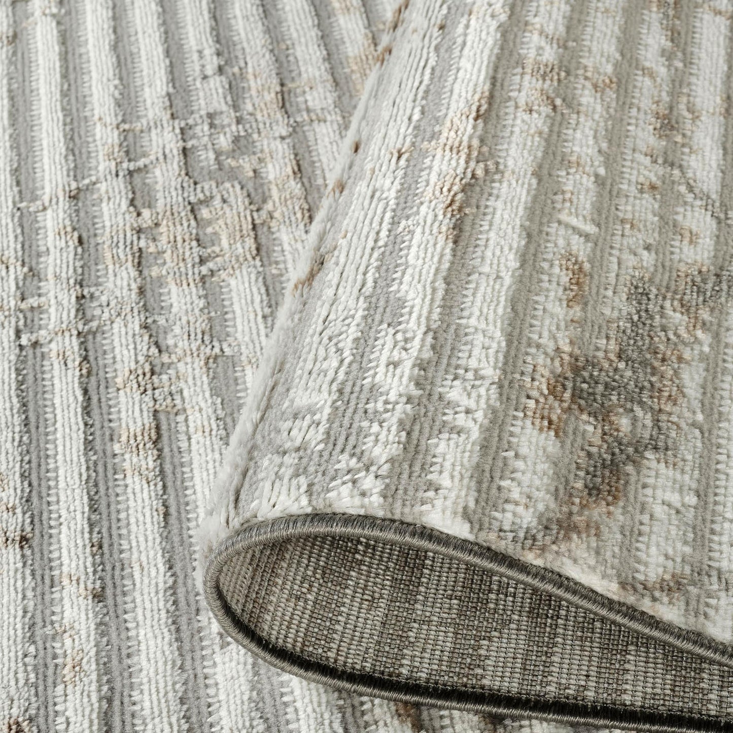 Perla Rug Contemporary Abstract Design With Metallic Sheen Molten Design - 2 Colours Available