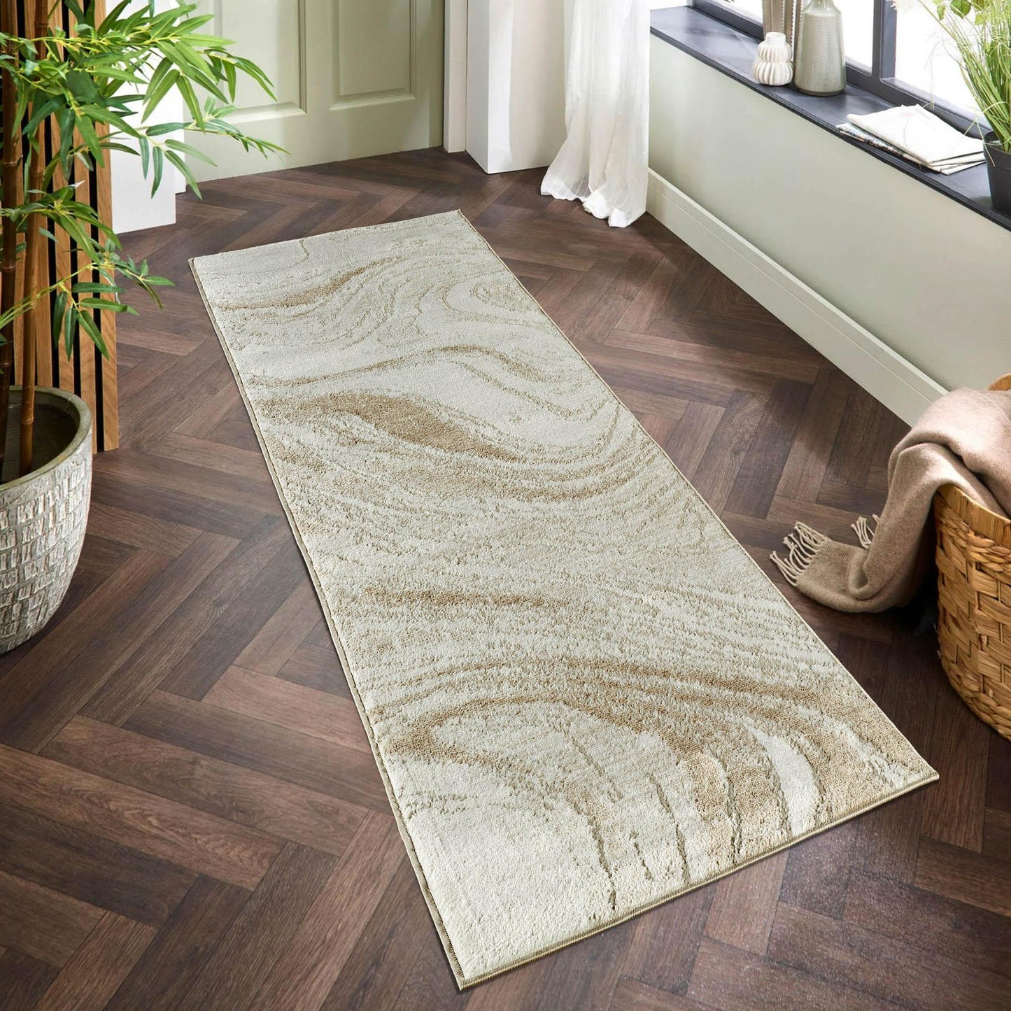Perla Rug Contemporary Abstract Design With Metallic Sheen Resin Design - 2 Colours Available