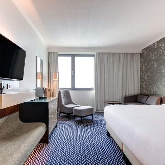 Unmissable Staycation at Radisson Blu – Only £155 per Couple! Includes Overnight Stay, delicious 3 Course Dinner for two, Breakfast the following morning and complimentary use of leisure facilities.