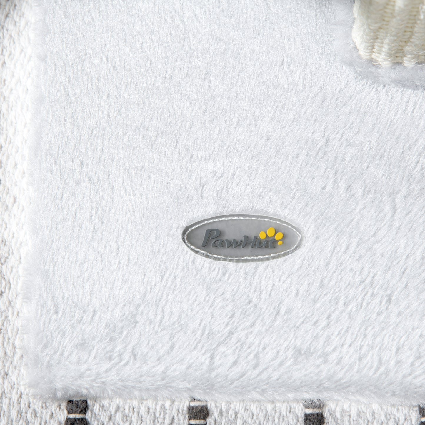 81cm Cat Scratching Post w/ Sisal Rope, Hanging Ball Soft Plush White