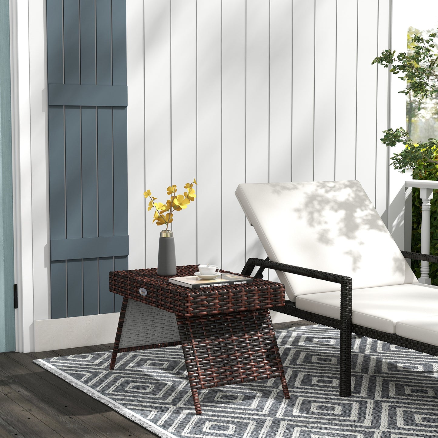 Foldable Outdoor Coffee Table, Steel Frame Rattan Side Table, Brown