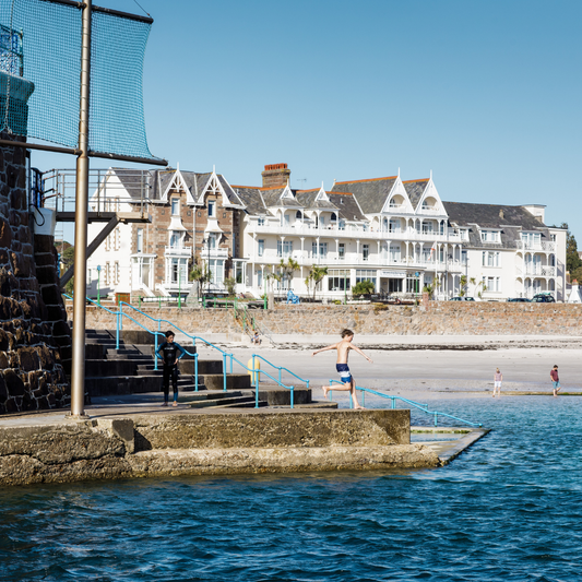 The Ommaroo Hotel From Guernsey to Jersey Winter Escape for 2 Nights for Two People with Dinner & Wine!