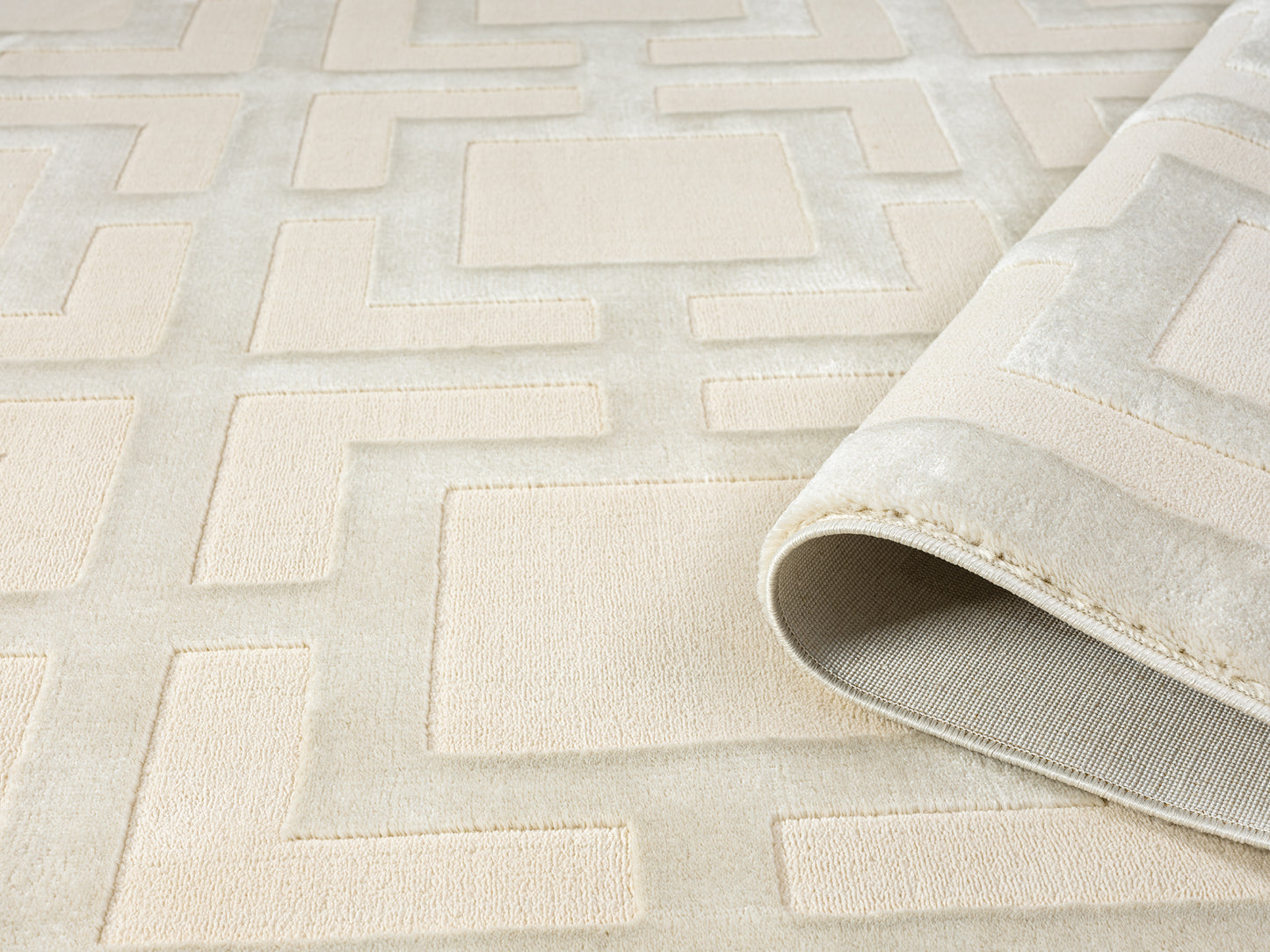 Vellure Modern Living Room Area Rug Embossed Metallic Sheen Maze - 2 Colours Available