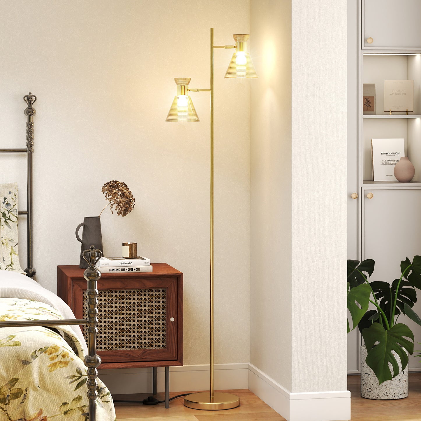 Standing Lamp with Adjustable Dual Head, Modern Floor Lamp, Gold Tone