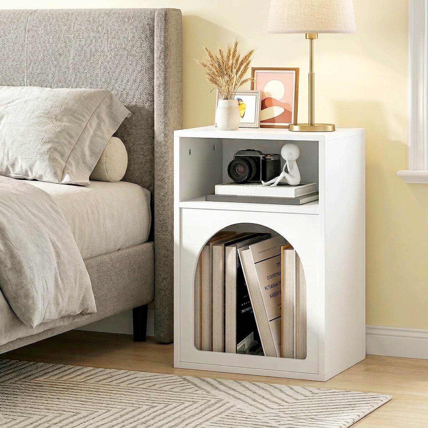 Bedside Table, Modern Bedside Cabinet with 2 Open Compartments and Unique Arch Design, Side Table for Living Room, Bedroom, White