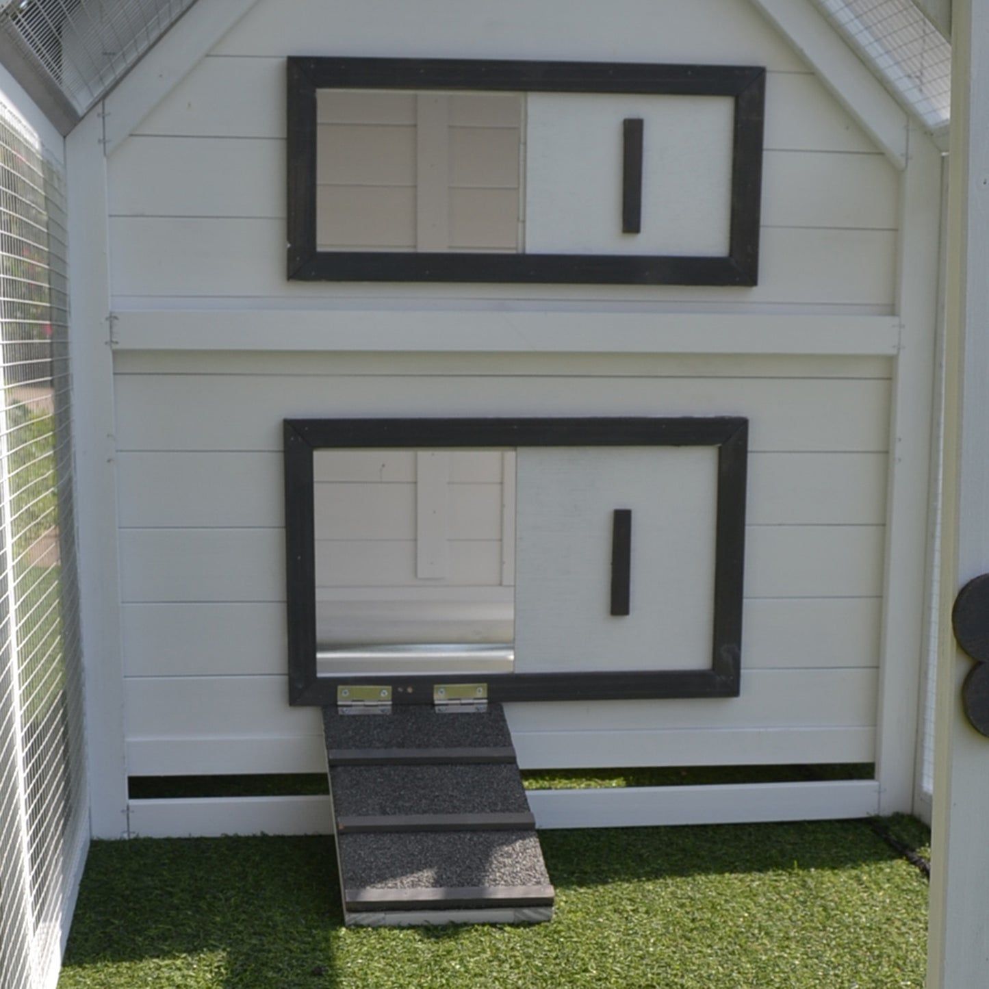 Wooden Chicken Coop Hen House Enclosure Garden with Ramp Run Nesting Box