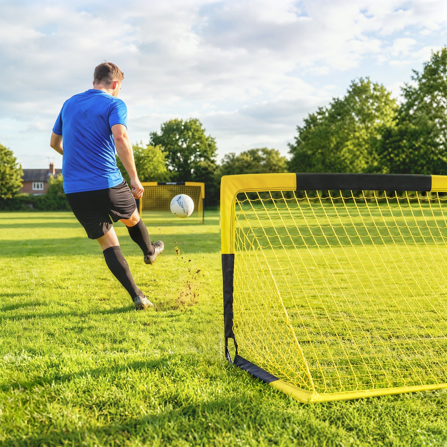 Set of 2 Pop Up Football Goal, 5 x 3.5ft Portable Folding Football Net with Carry Bag, 8 U-Shaped Ground Stakes, Fibreglass Pole, Training Equipment for Indoor and Outdoor Use, Easy Setup