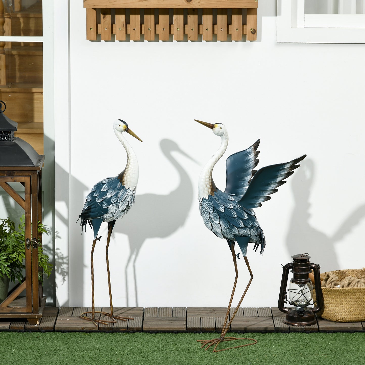 Heron Garden Statues, Metal Garden Gift with Stakes, Blue & White