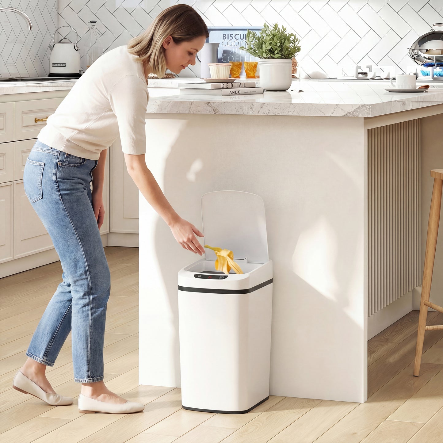 12L Sensor Bin, Automatic Touchless Motion Sensor Kitchen Bin, White
