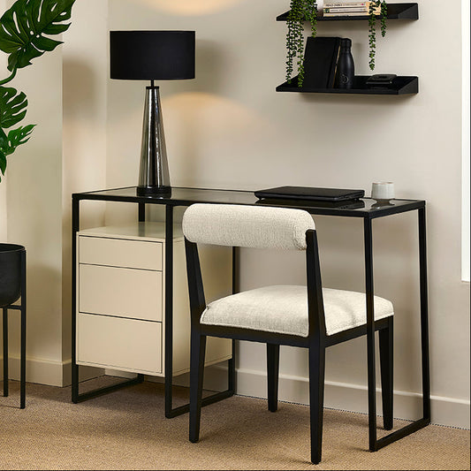 Elvi Desk