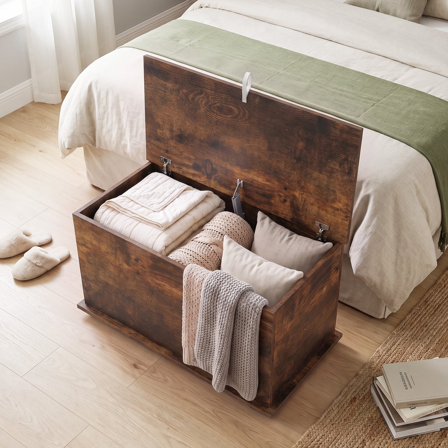 Storage Chest with Safety Hinged Lid, 102L Storage Box, Rustic Brown