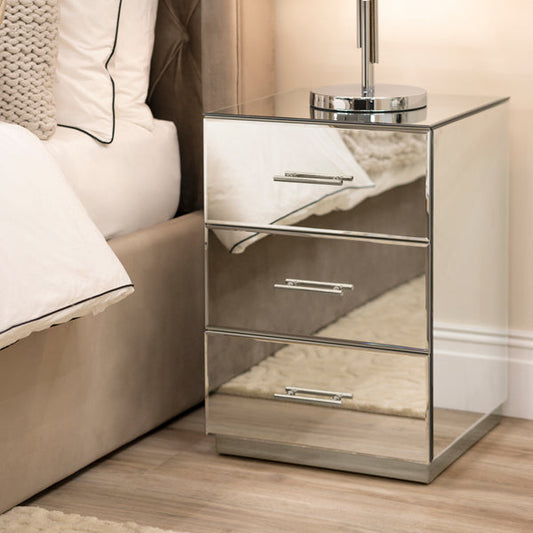Harper Mirrored Side Table – Silver Details