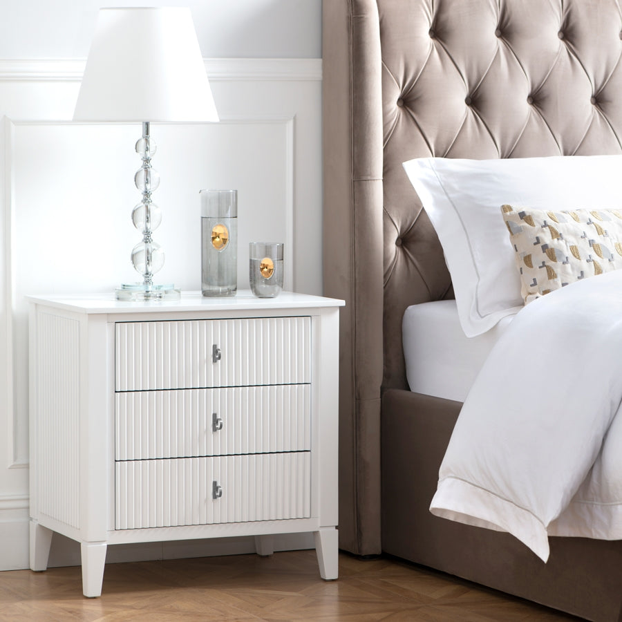 Set of 2 Heidi bedside tables and  dressing console -White -Brass/Silver