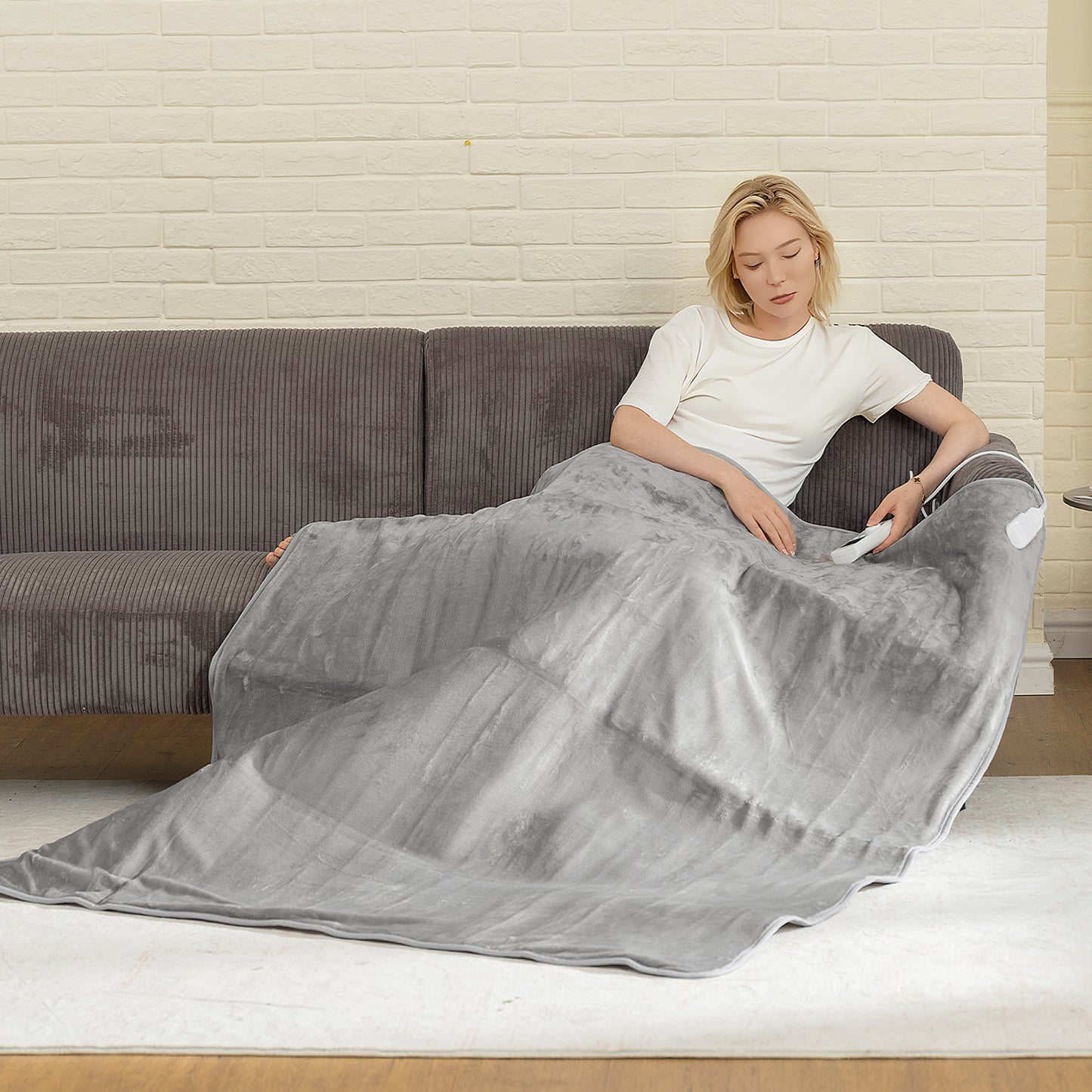 Flannel Fabric Heated Throw, Machine Washable Electric Blanket, Grey